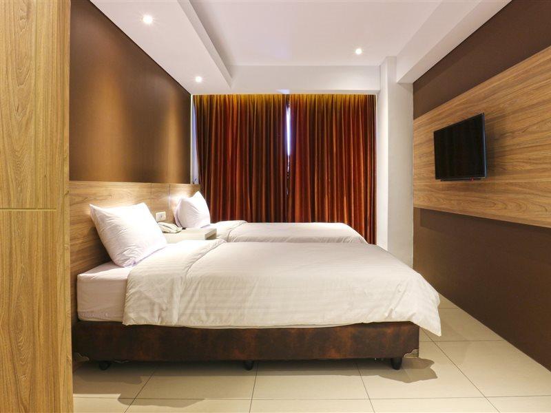 Kampioen Bed & Breakfast Bandung Exterior foto
